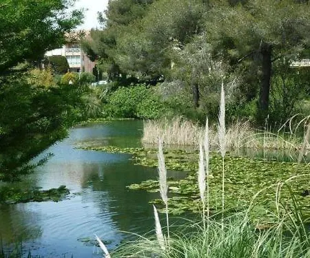 Cocon Lumineux Avec Terrasse, Vue Pinede Et * סיס-פור-לה-פלאז'